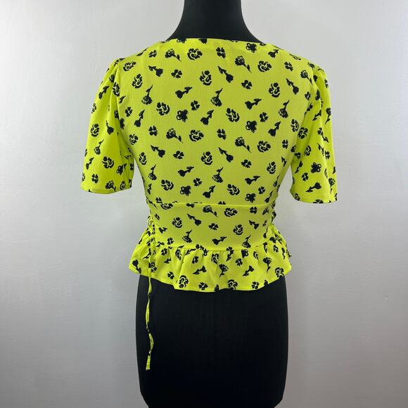 Collusion Yellow Black 6 Lace Up Side Top Ditsy Print Ribbed V-Neck Short Sleeve - Picture 6 of 8